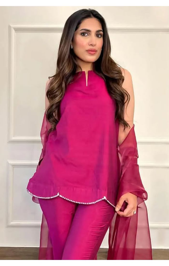 Fuchsia Satin Palazzo Set – Sleeveless Kurta with Pearl Embellishments and Organza Dupatta, Perfect for Weddings, Eid & Festive Occasions.