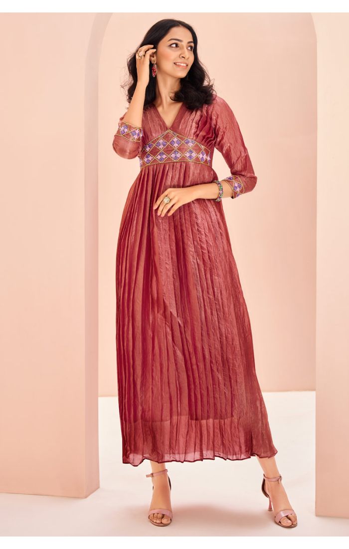 Graceful Burgundy Ethnic Kurti with Embroidery for Roza and EID Celebrations.